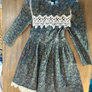 vintage girls dress size 7 green floral soft cotton by Jessica Mc Clinton